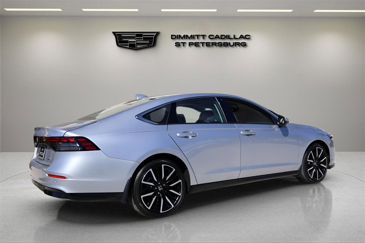 Used 2024 Honda Accord Touring image 5