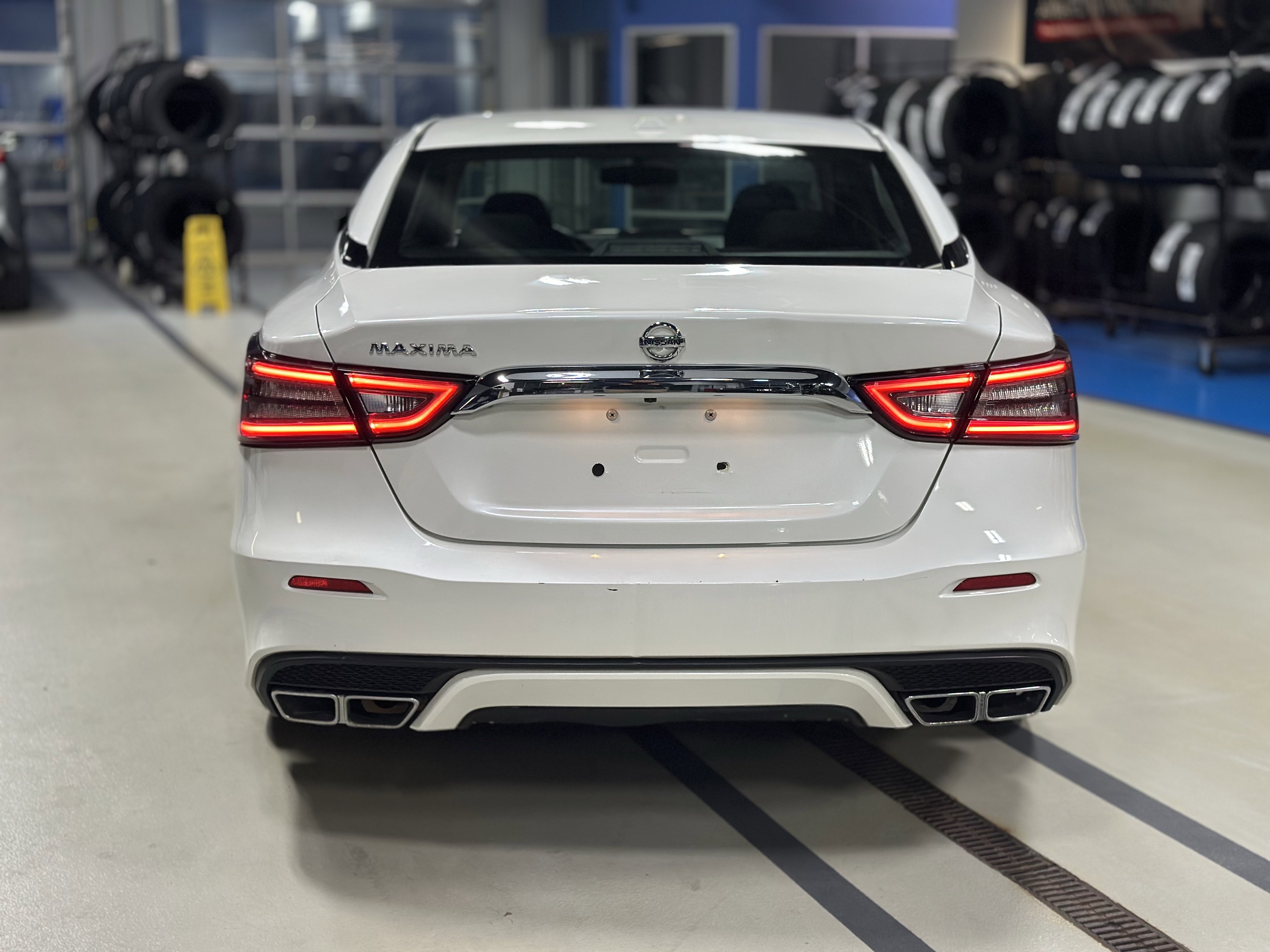 Used 2019 Nissan Maxima 3.5 S w/ Floor Mat Group image 5