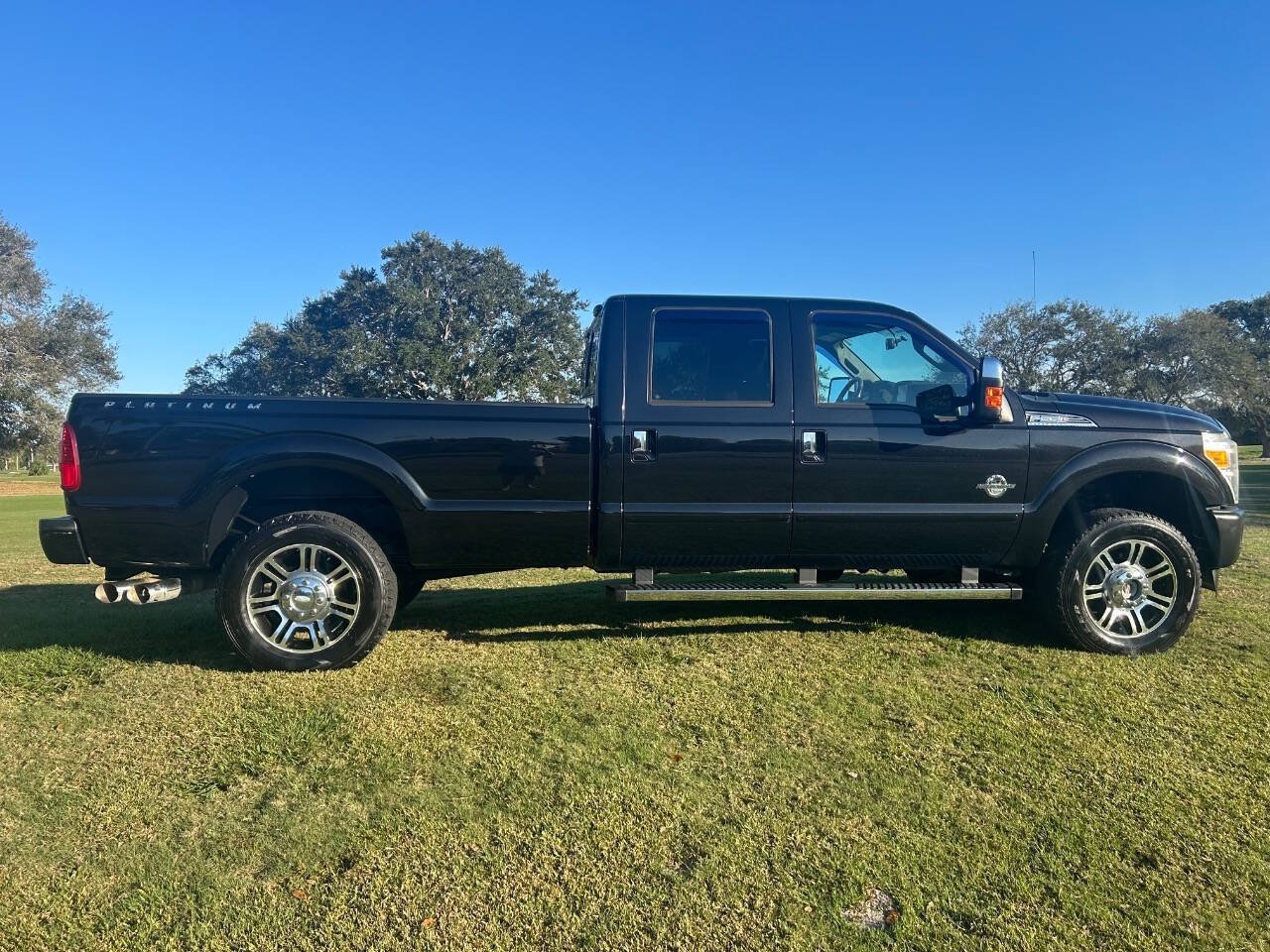 Used 2014 Ford F350 Platinum AWD/4WD image 25