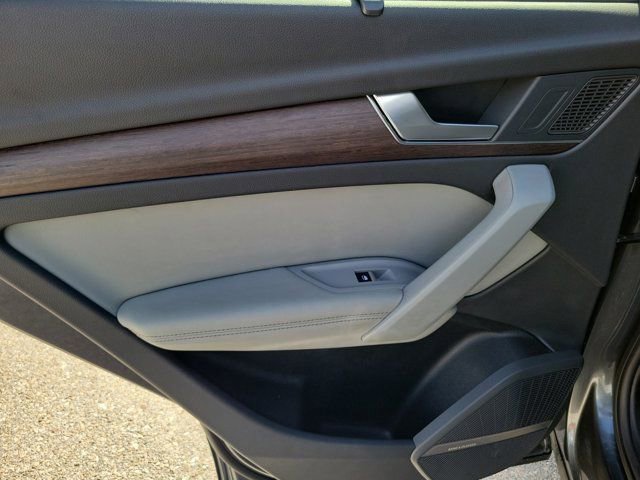 Certified 2023 Audi Q5 2.0T Premium Plus image 12