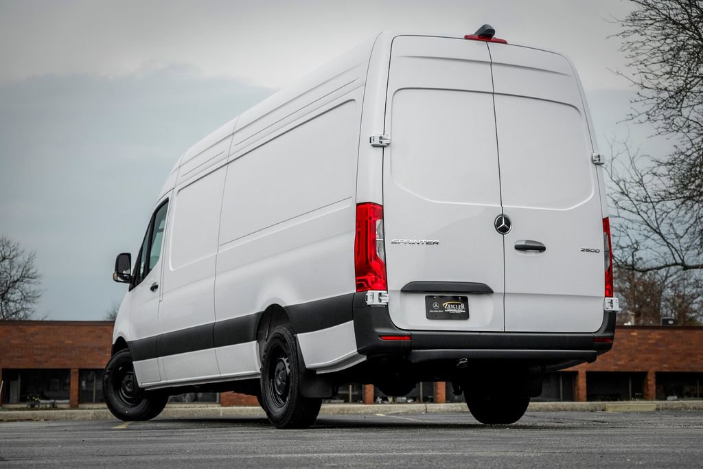 Used 2026 Mercedes-Benz Sprinter 2500 video 2