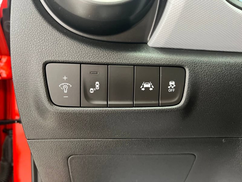Used 2019 Hyundai Kona Limited FWD image 22