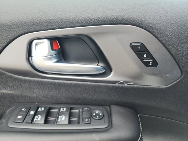 New 2026 Chrysler Pacifica Select image 17