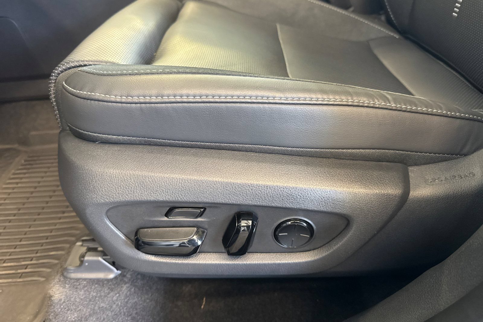 Used 2025 Lexus TX 350 AWD w/ Technology Package image 12