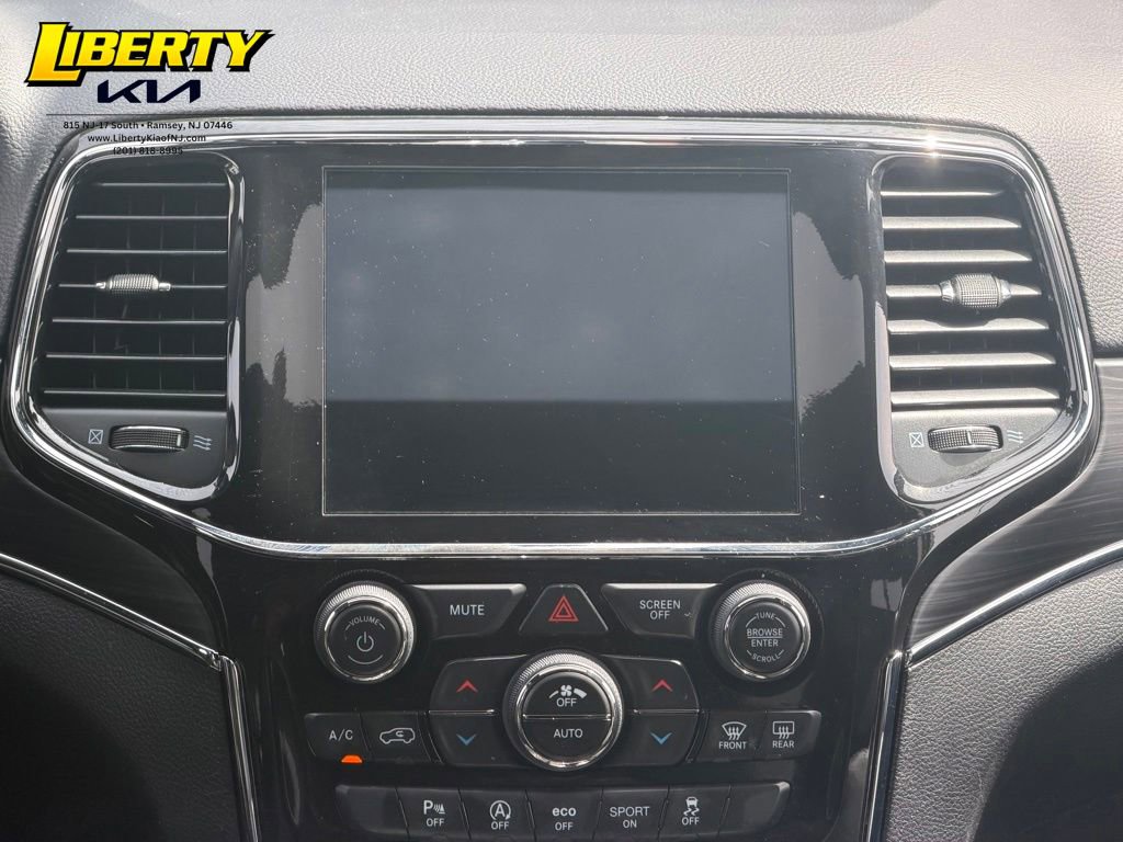 Used 2021 Jeep Grand Cherokee Limited AWD/4WD image 14