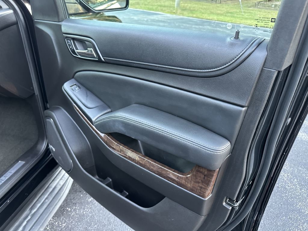 Used 2017 Chevrolet Tahoe LT image 32