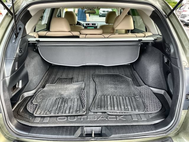 Used 2016 Subaru Outback 2.5i Limited AWD/4WD image 22