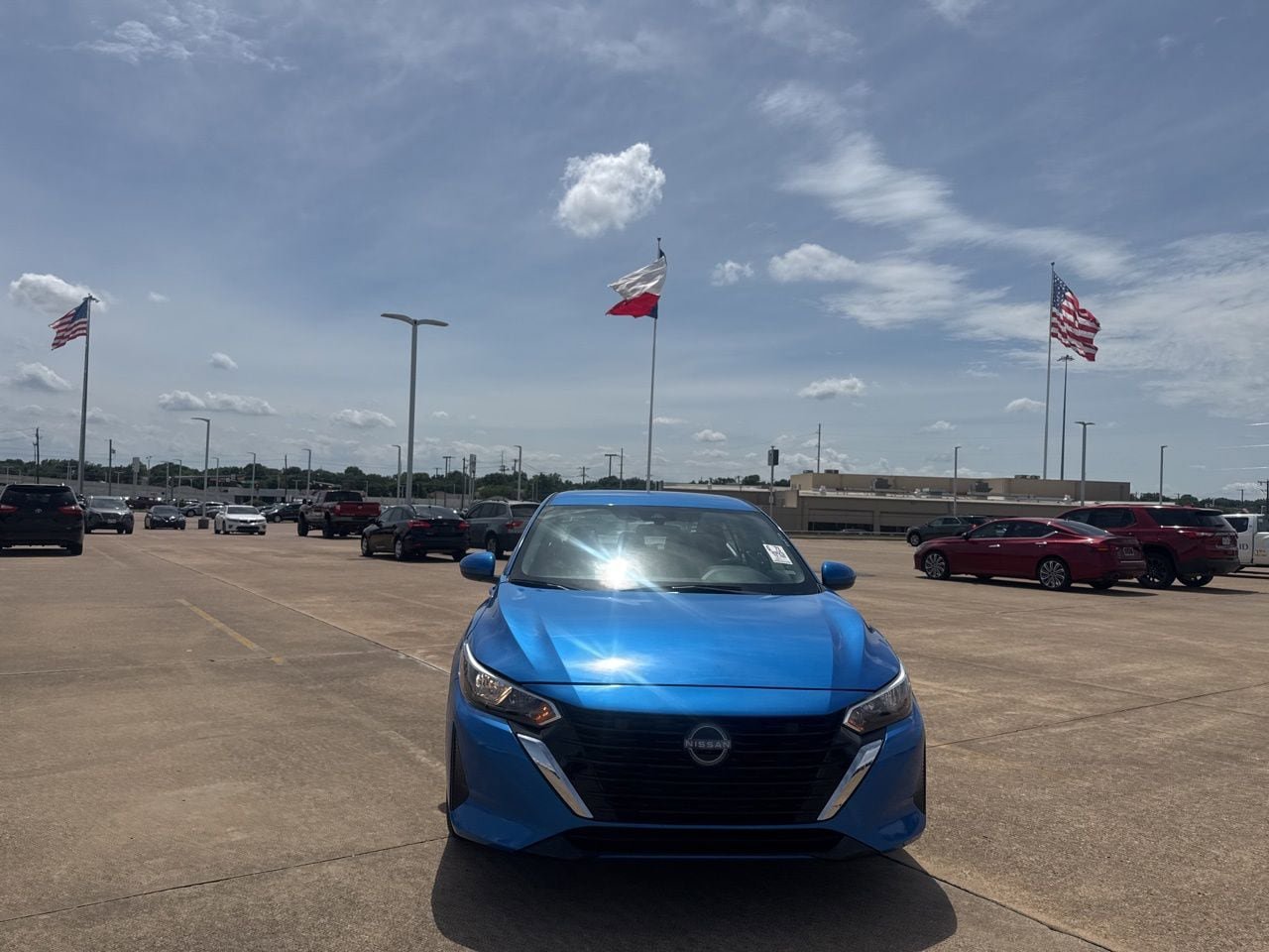 Certified 2025 Nissan Sentra SV FWD image 4
