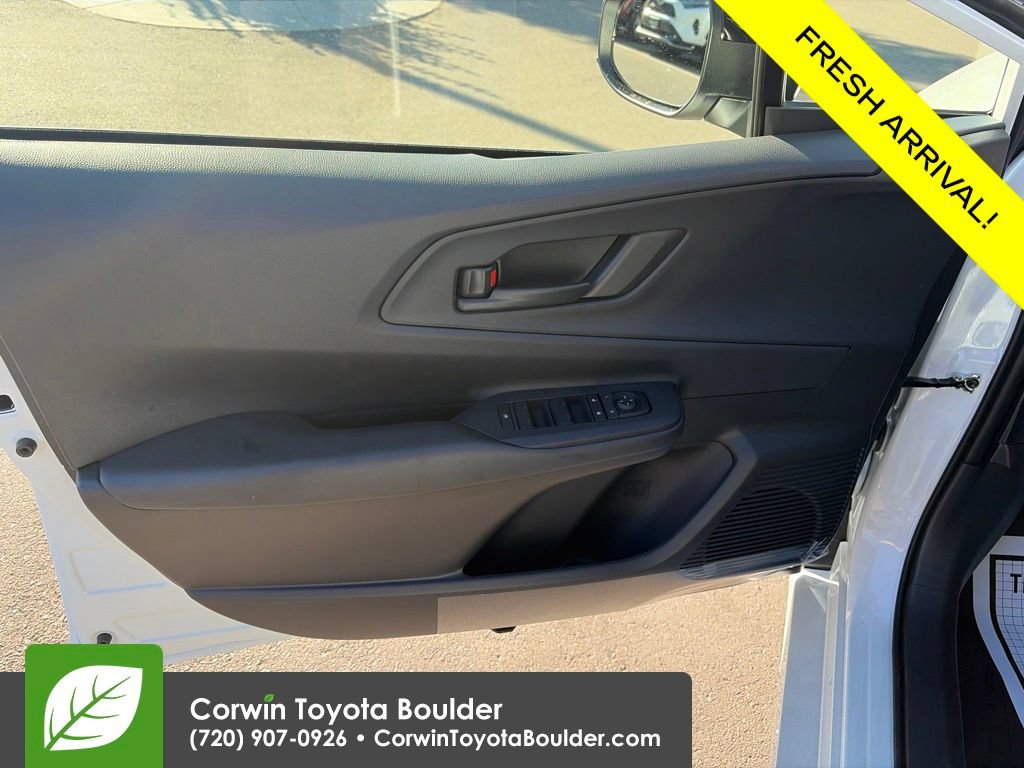 New 2027 Toyota Prius Plug-In Hybrid FWD image 24