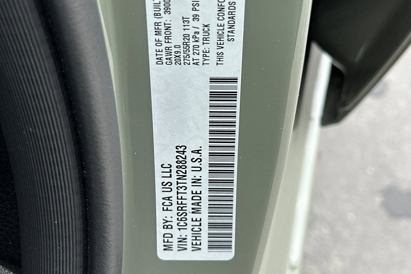 New 2026 RAM 1500 4x4 Crew Cab image 27