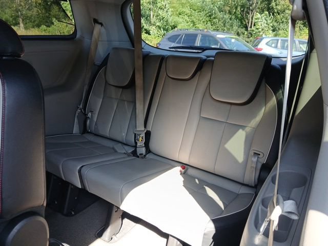 Used 2019 Kia Sedona EX FWD image 14