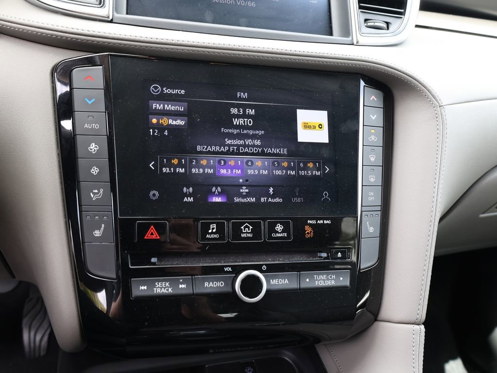 Certified 2023 INFINITI QX50 Luxe image 32