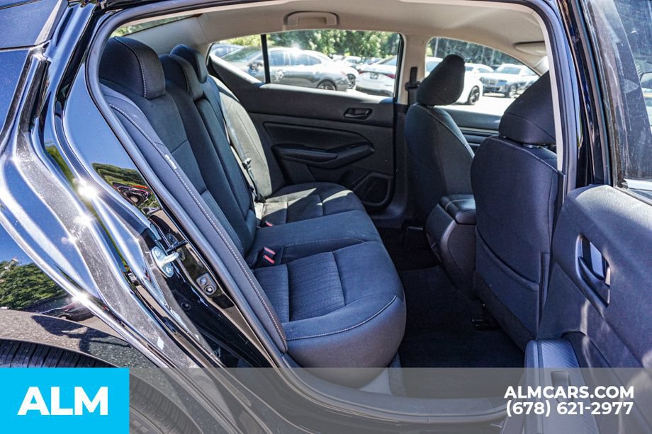Used 2025 Nissan Altima 2.5 SV FWD image 21