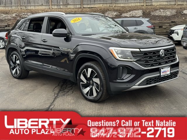 Used 2024 Volkswagen Atlas Cross Sport SE w/ Panoramic Sunroof Package image 1