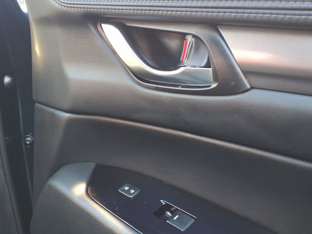 Used 2021 MAZDA CX-5 Touring image 28