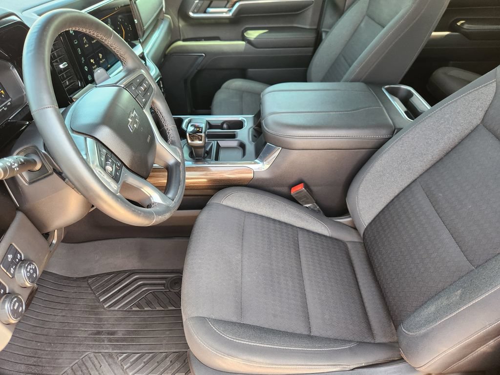 Used 2023 Chevrolet Silverado 1500 LT Trail Boss AWD/4WD image 13