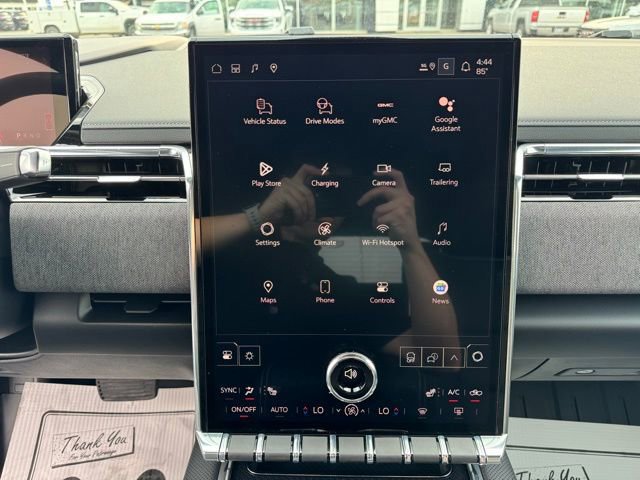 New 2026 GMC Sierra EV Elevation w/ LPO, Elevation Dark Package AWD/4WD image 28