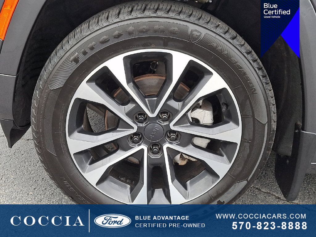 Used 2022 Jeep Grand Cherokee Overland AWD/4WD image 8