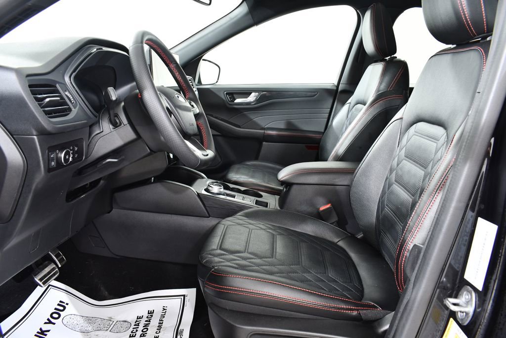 Used 2023 Ford Escape ST-Line Elite w/ Premium Technology Package image 6