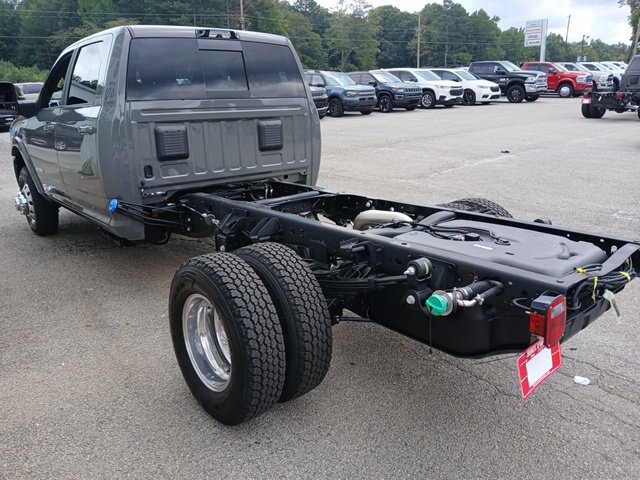 New 2027 RAM 3500 Big Horn w/ Laramie Trim Package AWD/4WD image 5