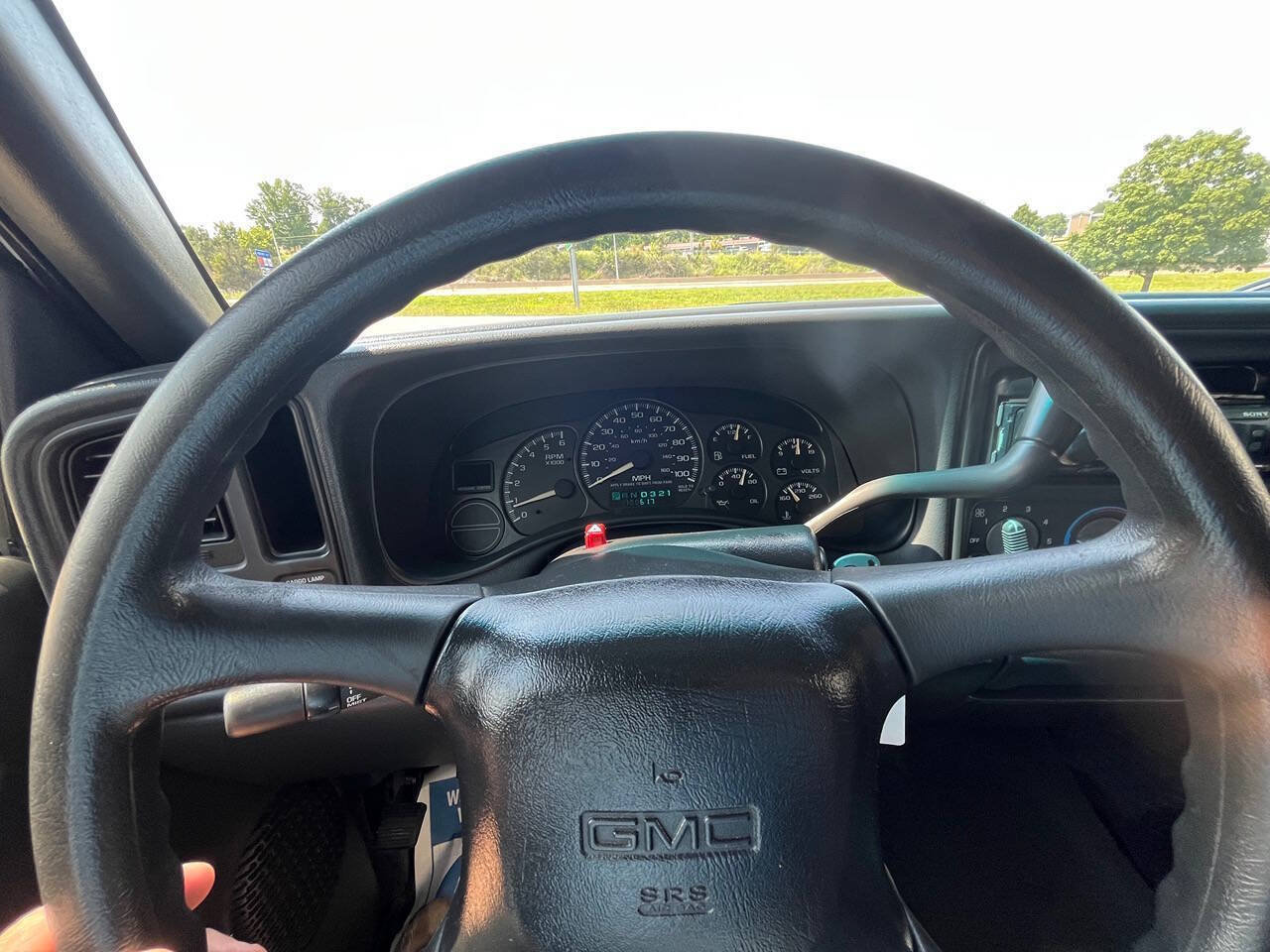 Used 2001 GMC Sierra 1500 2WD Regular Cab image 16
