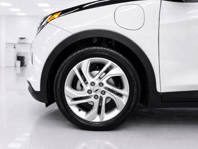 Used 2023 Chevrolet Bolt LT FWD image 9