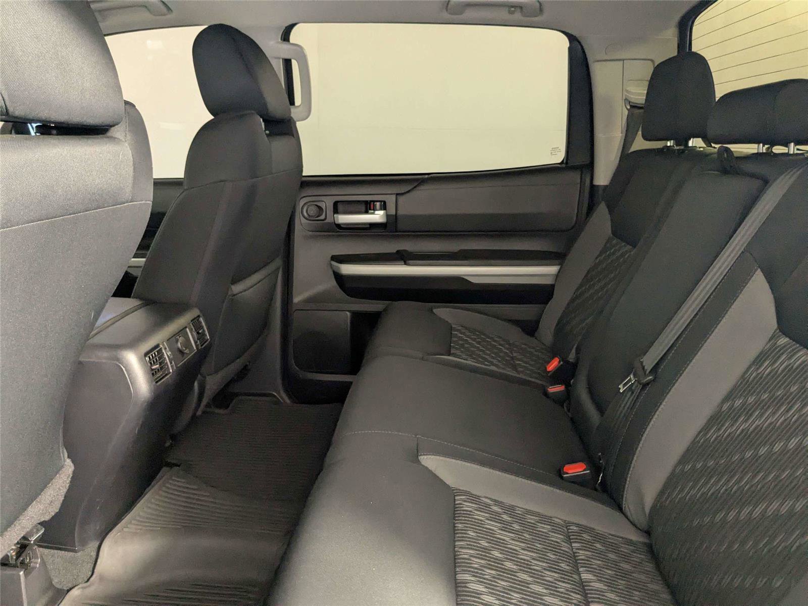 Used 2021 Toyota Tundra SR5 RWD image 32