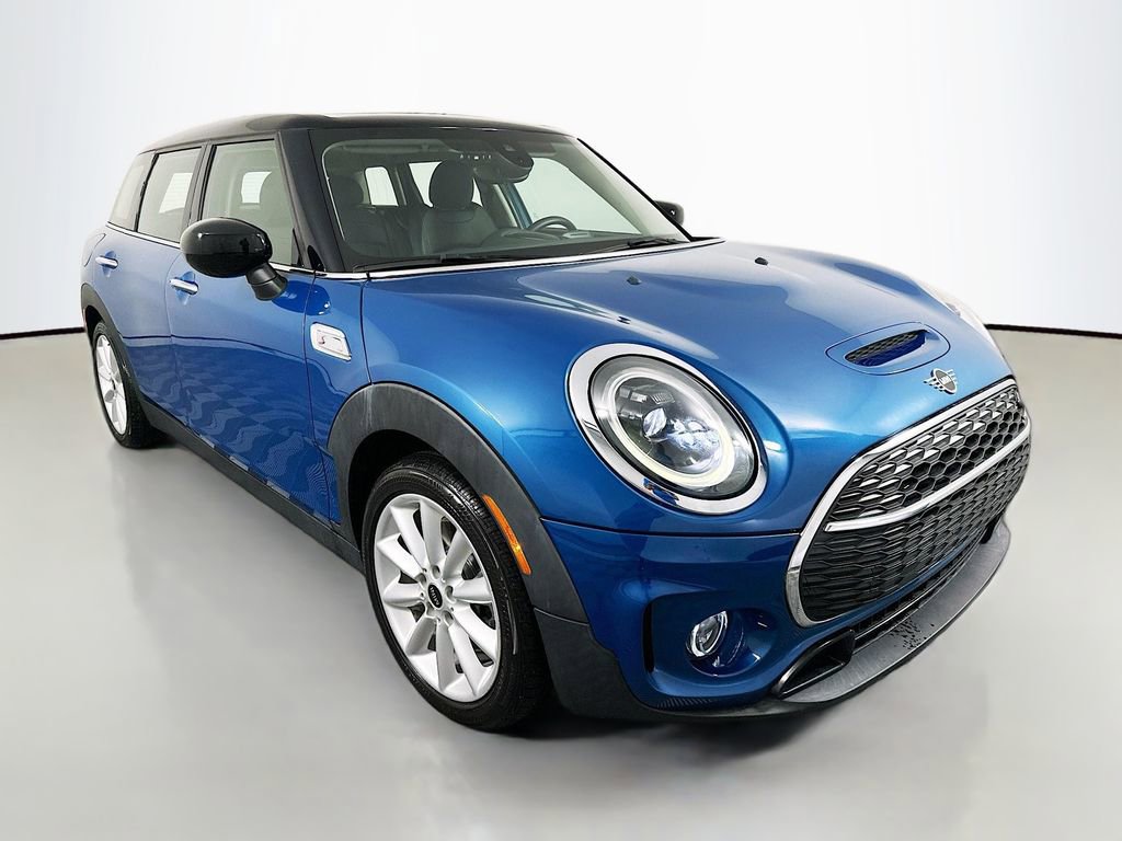 Certified 2022 MINI Cooper Clubman S FWD image 3