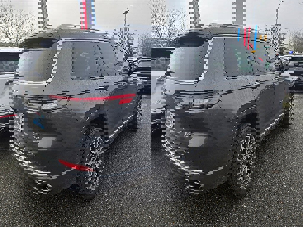 Used 2021 Jeep Grand Cherokee L Summit image 3