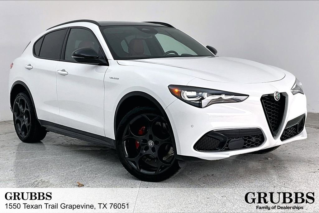 Used 2025 Alfa Romeo Stelvio Sprint w/ Veloce Package image 1