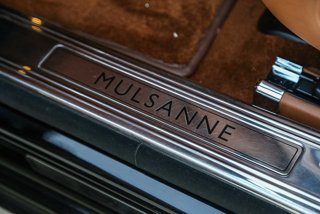 Used 2014 Bentley Mulsanne RWD image 25