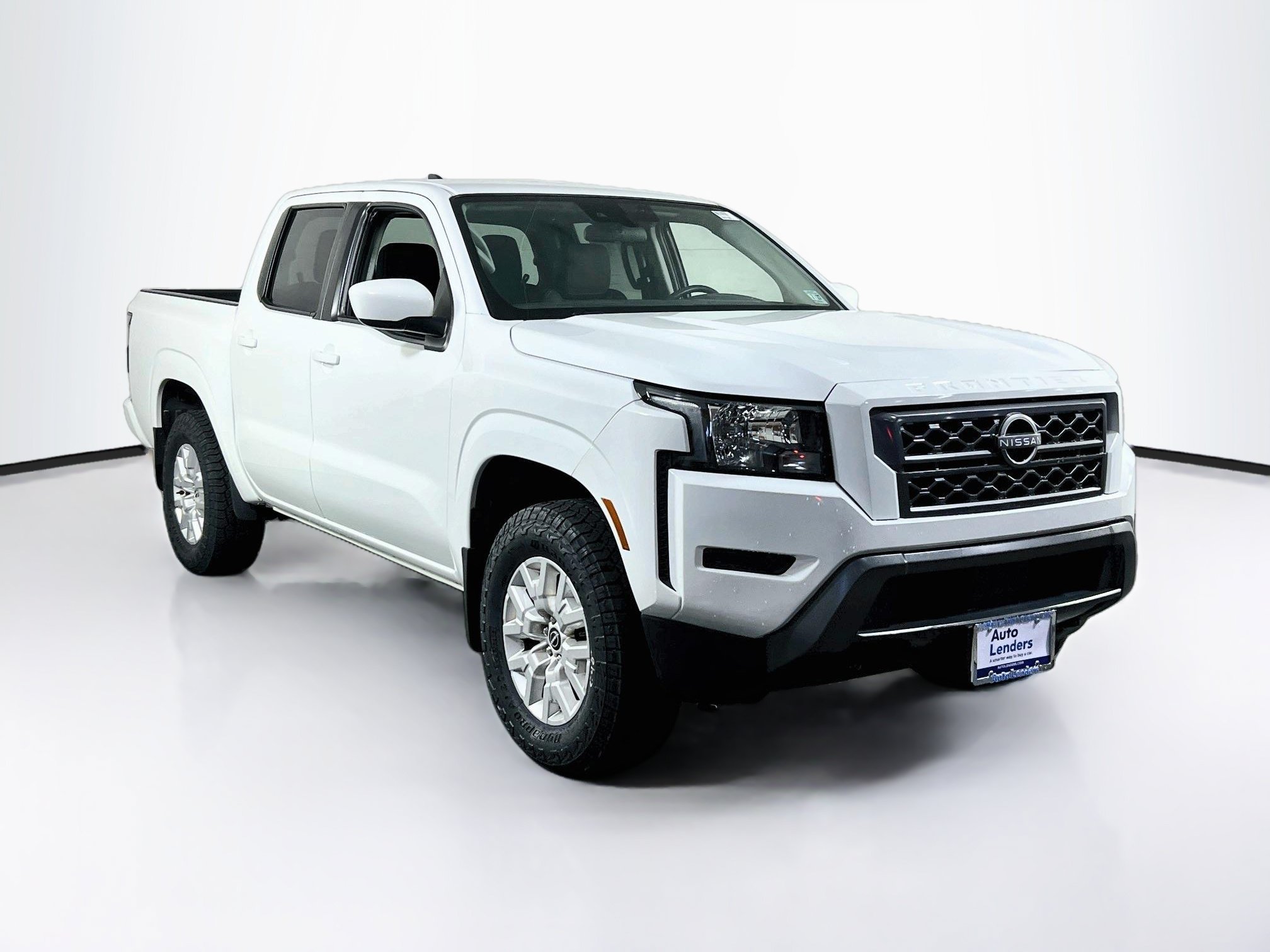 Used 2022 Nissan Frontier SV AWD/4WD image 3