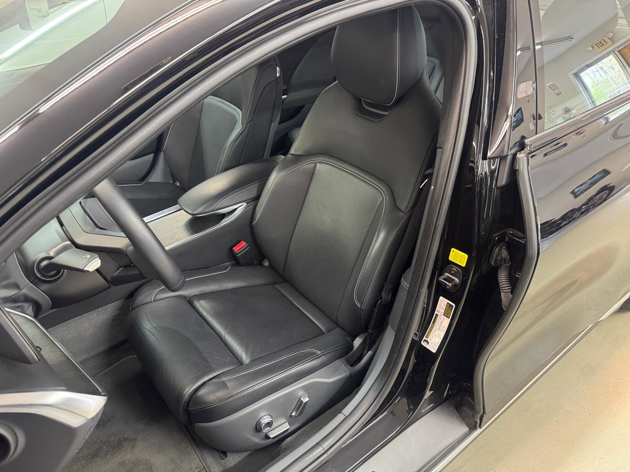 Used 2023 Lucid Air Touring AWD/4WD image 7