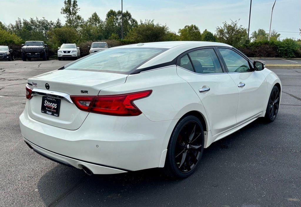 Used 2017 Nissan Maxima SR FWD image 8
