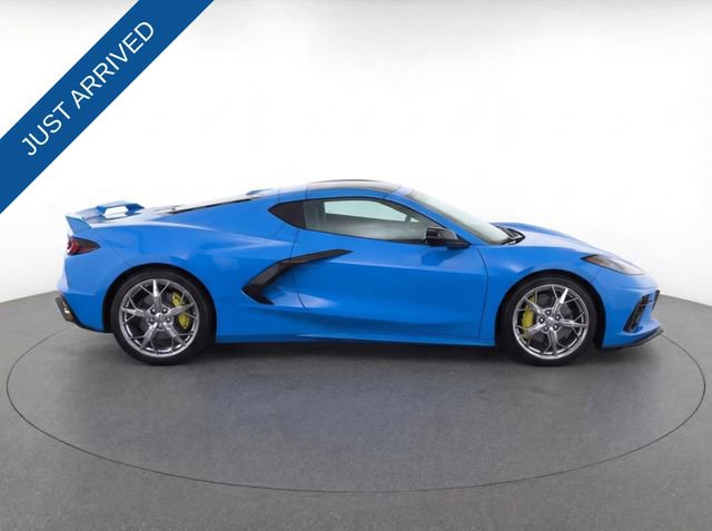 Used 2020 Chevrolet Corvette Stingray Premium Cpe w/ 3LT Preferred Equipment Group image 2