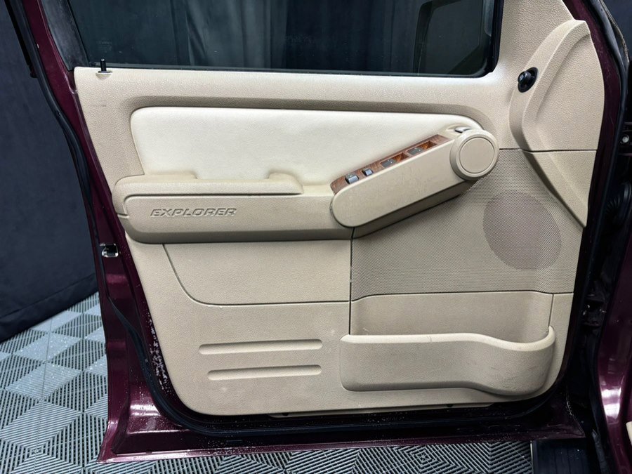 Used 2008 Ford Explorer Eddie Bauer AWD/4WD image 21