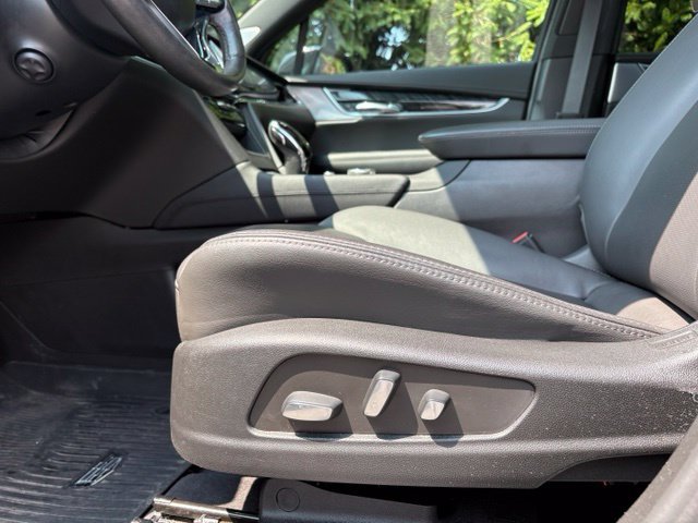 Certified 2024 Cadillac XT6 Premium Luxury w/ LPO, Floor Liner Package AWD/4WD image 30