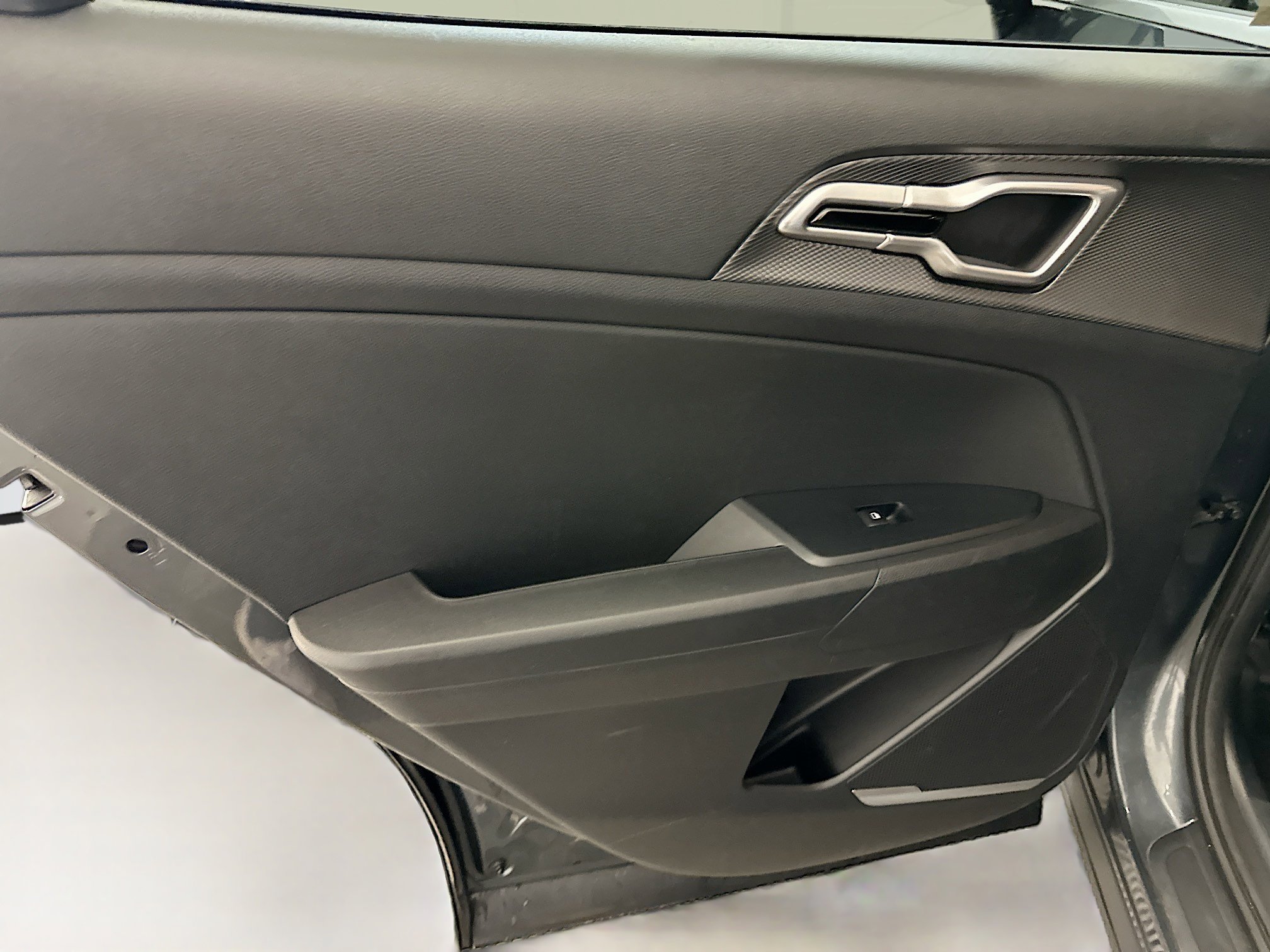 Used 2025 Kia Sportage LX image 26