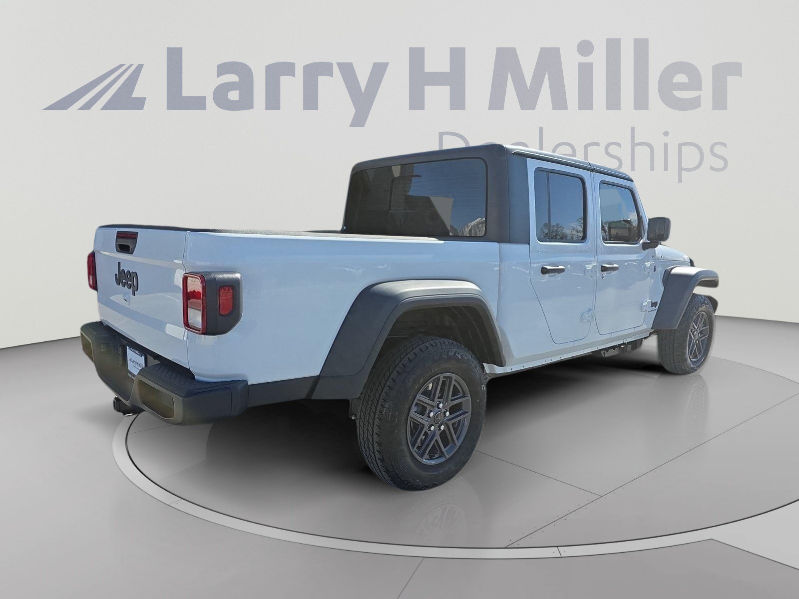 New 2026 Jeep Gladiator Sport AWD/4WD image 5