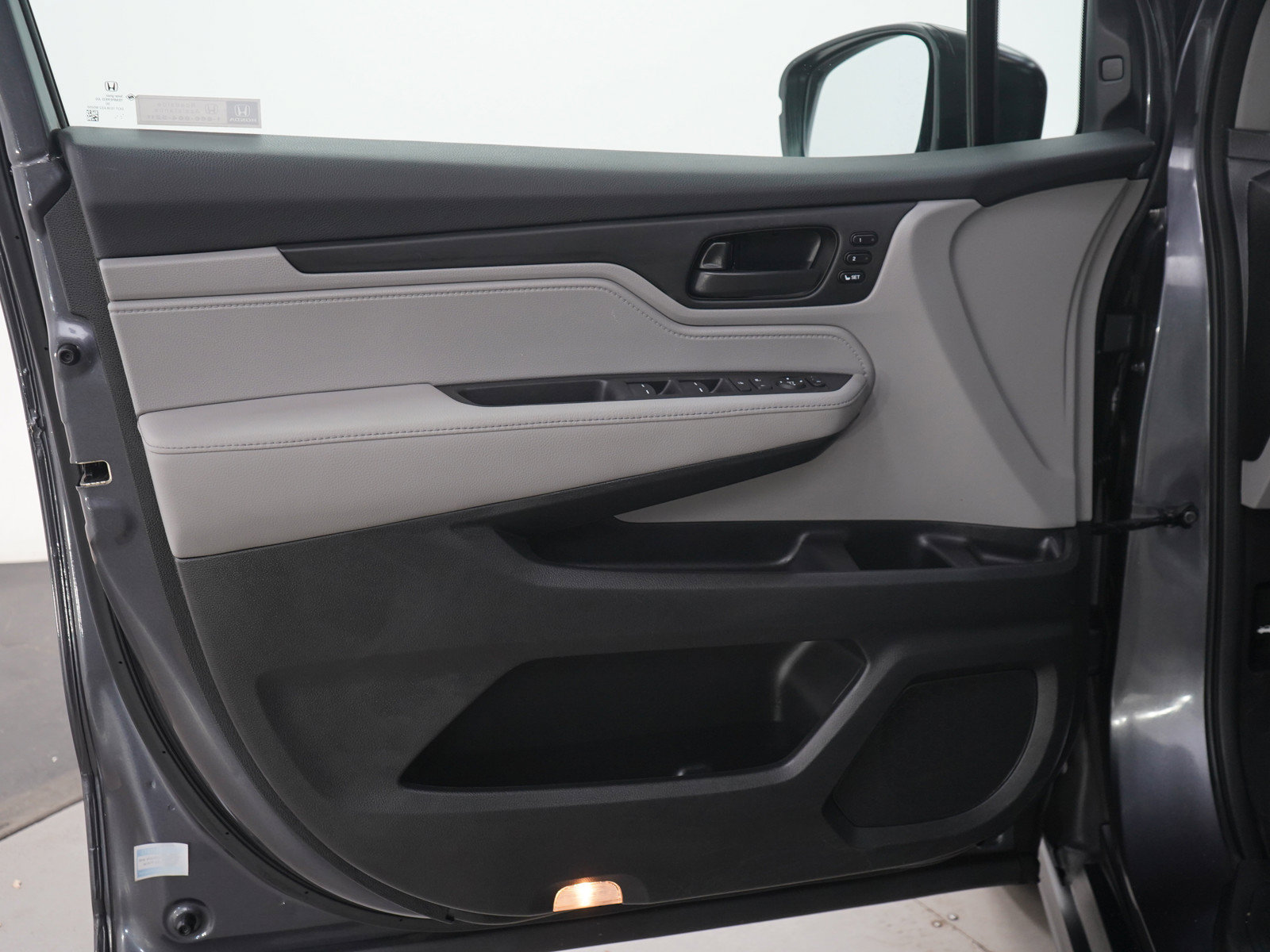 Used 2018 Honda Odyssey EX-L image 22