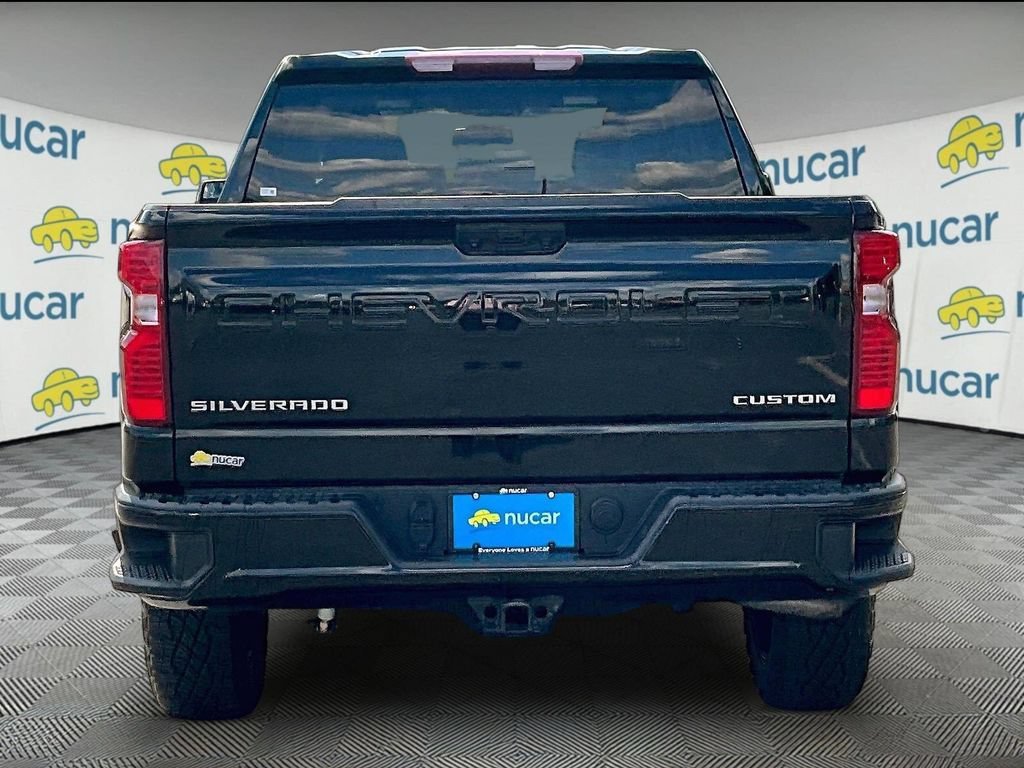 Used 2023 Chevrolet Silverado 1500 Custom Trail Boss AWD/4WD image 5