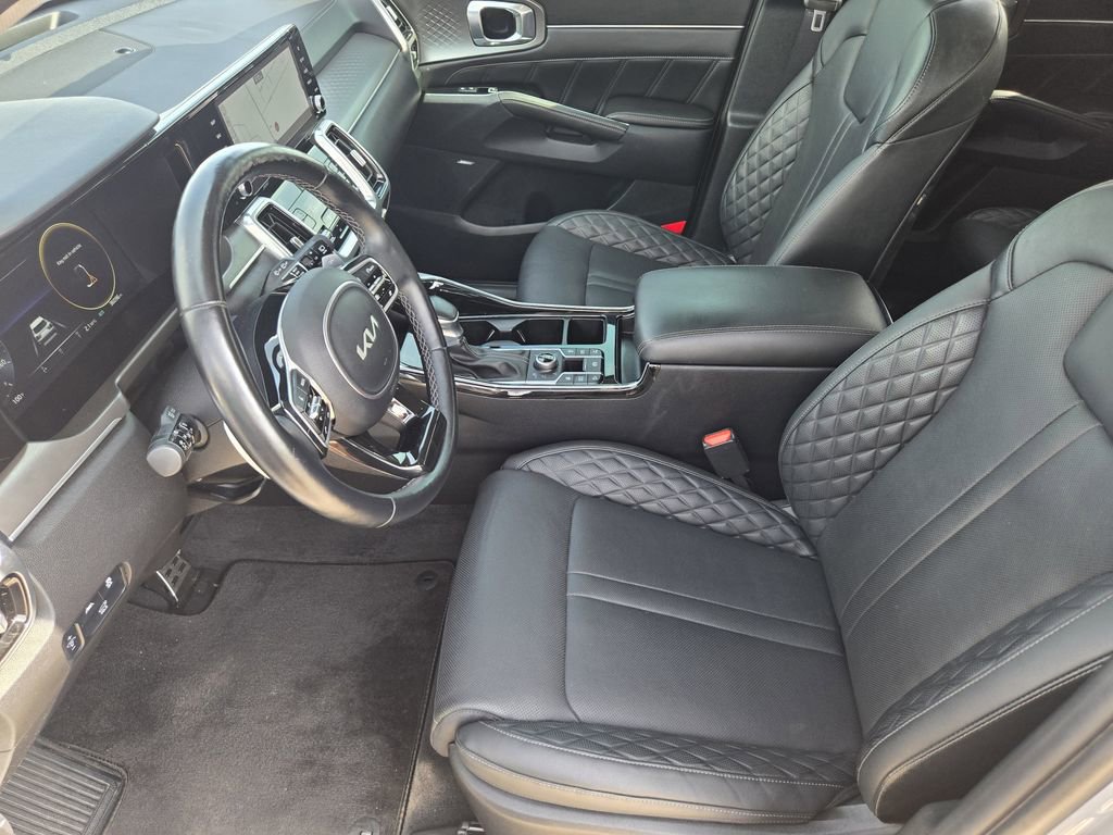 Certified 2023 Kia Sorento SX AWD/4WD image 12