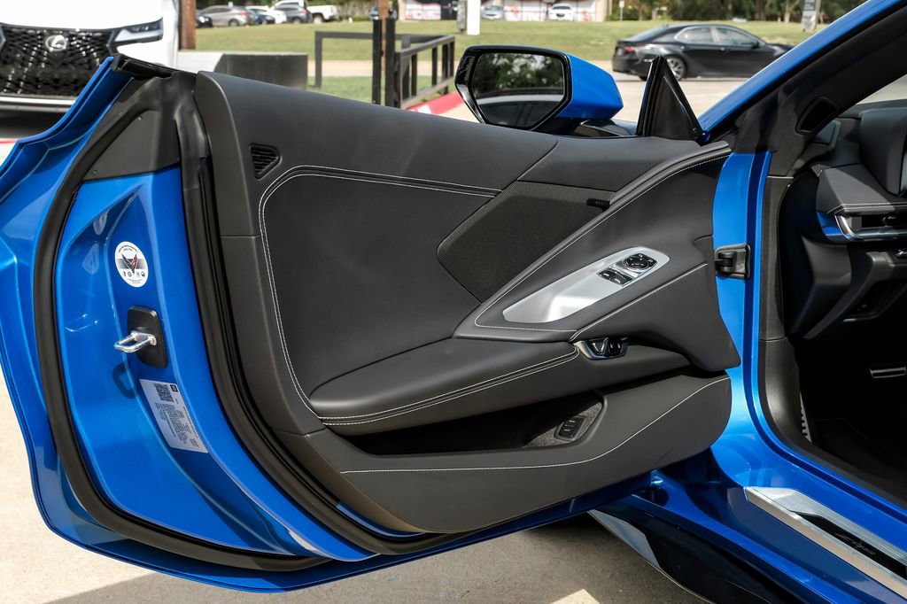 Used 2024 Chevrolet Corvette Z06 image 32