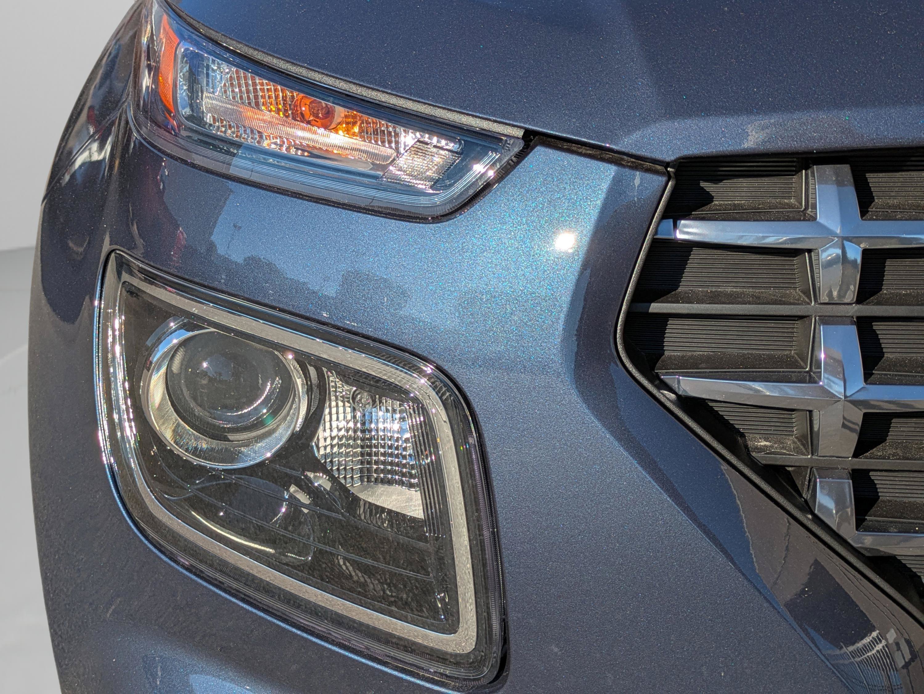 New 2026 Hyundai Venue SEL FWD image 13