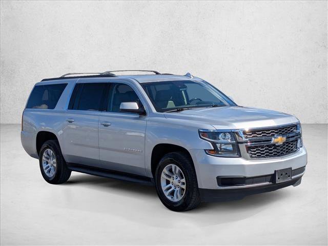Used 2019 Chevrolet Suburban LT image 3