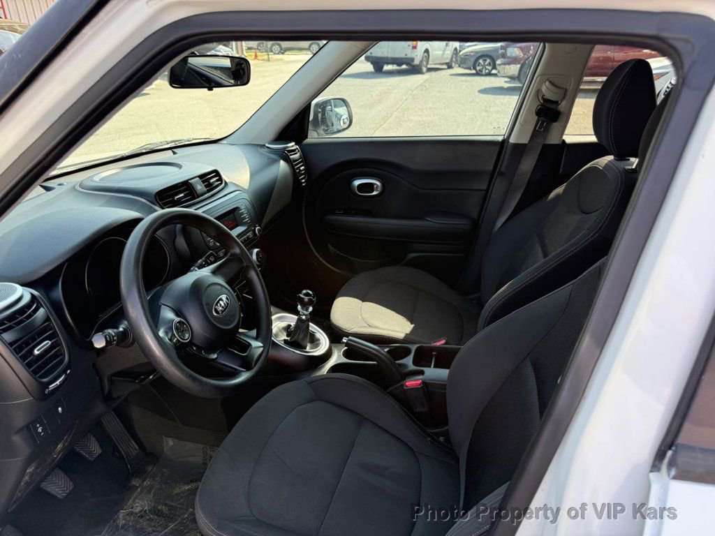 Used 2016 Kia Soul FWD image 9
