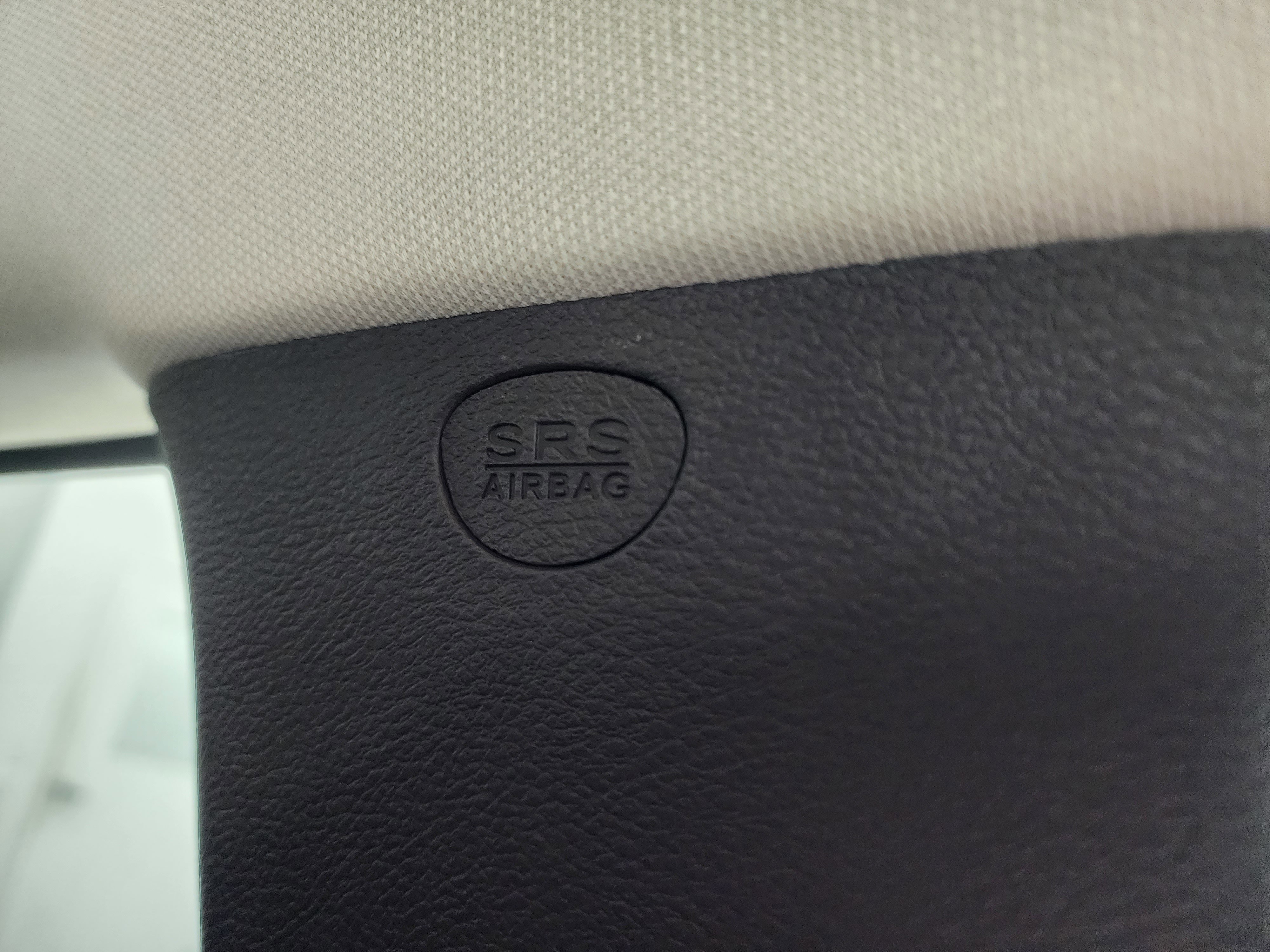 Used 2014 Jeep Cherokee Latitude FWD image 41