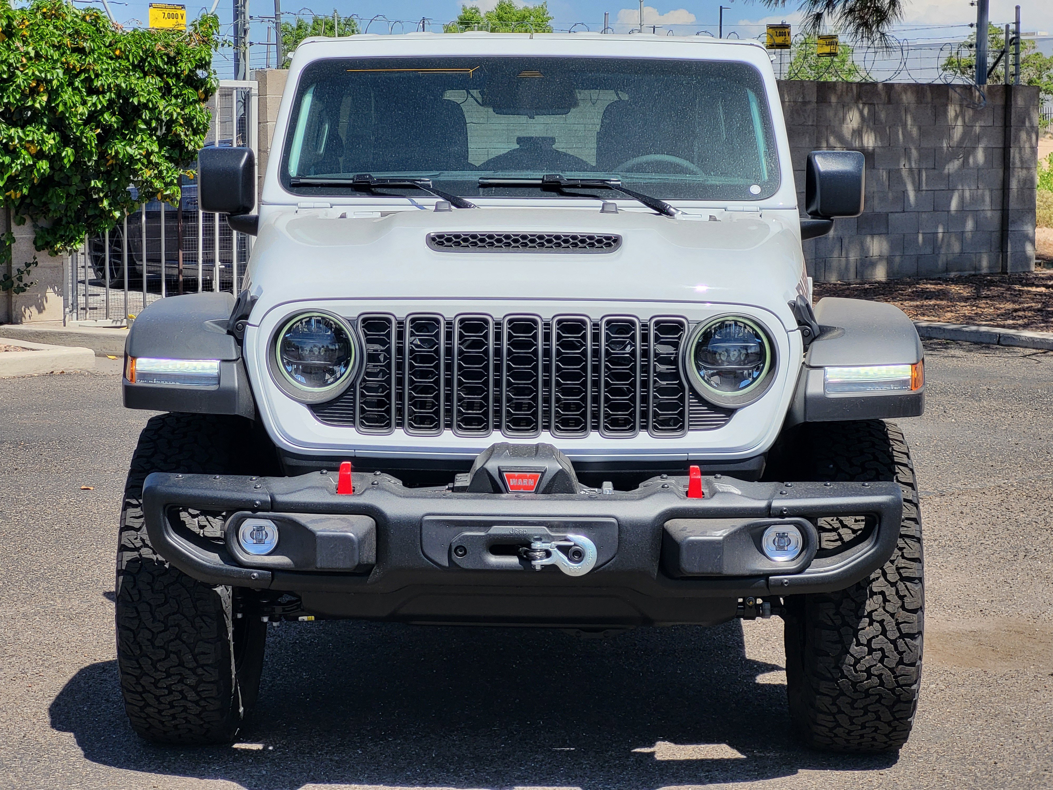 New 2026 Jeep Wrangler Unlimited Rubicon AWD/4WD image 2