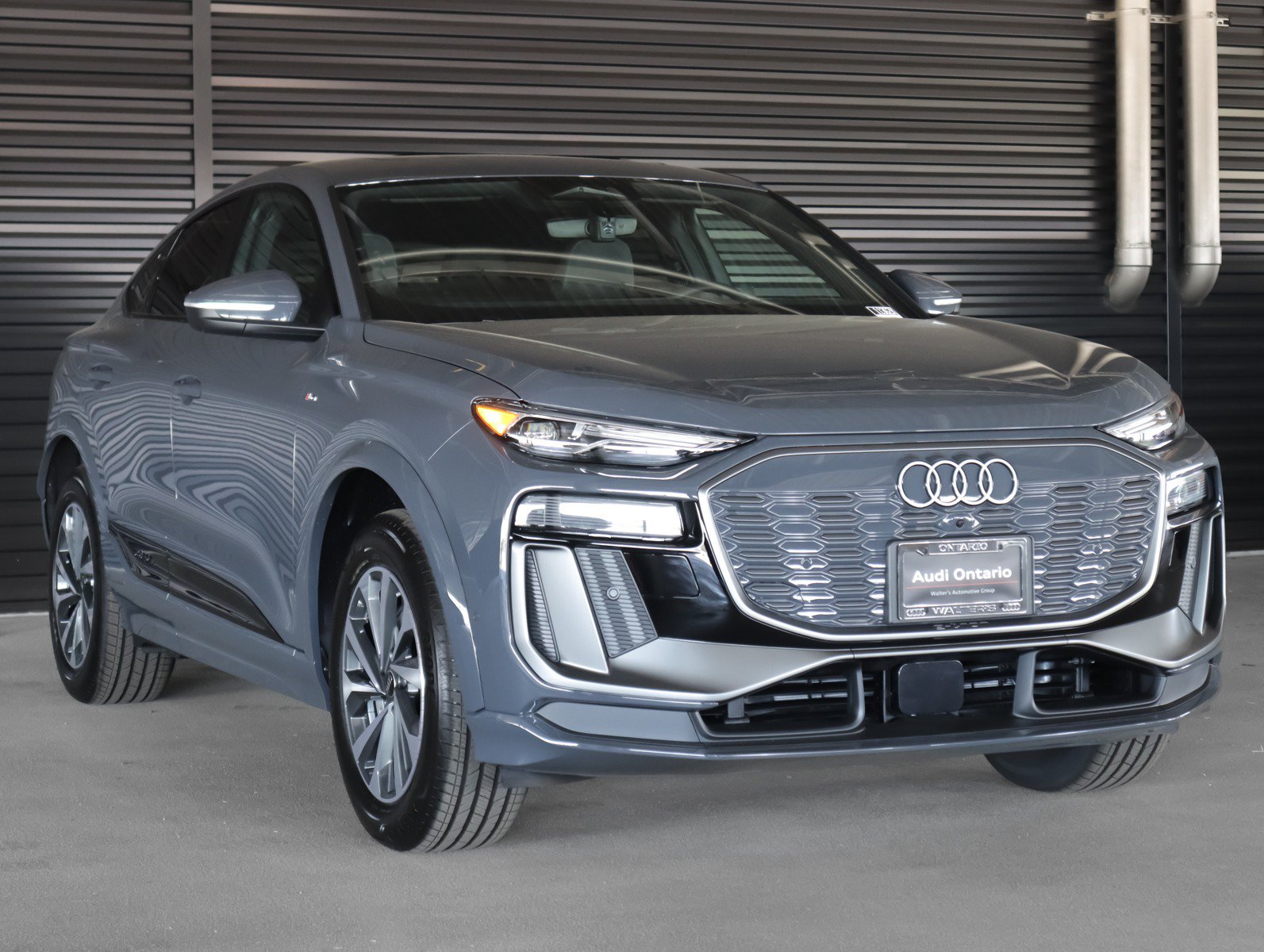 New 2027 Audi SQ6 e-tron Premium AWD/4WD image 12