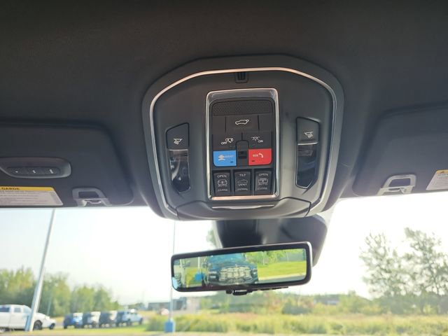 New 2025 Jeep Grand Cherokee L Limited w/ Luxury Tech Group II image 28